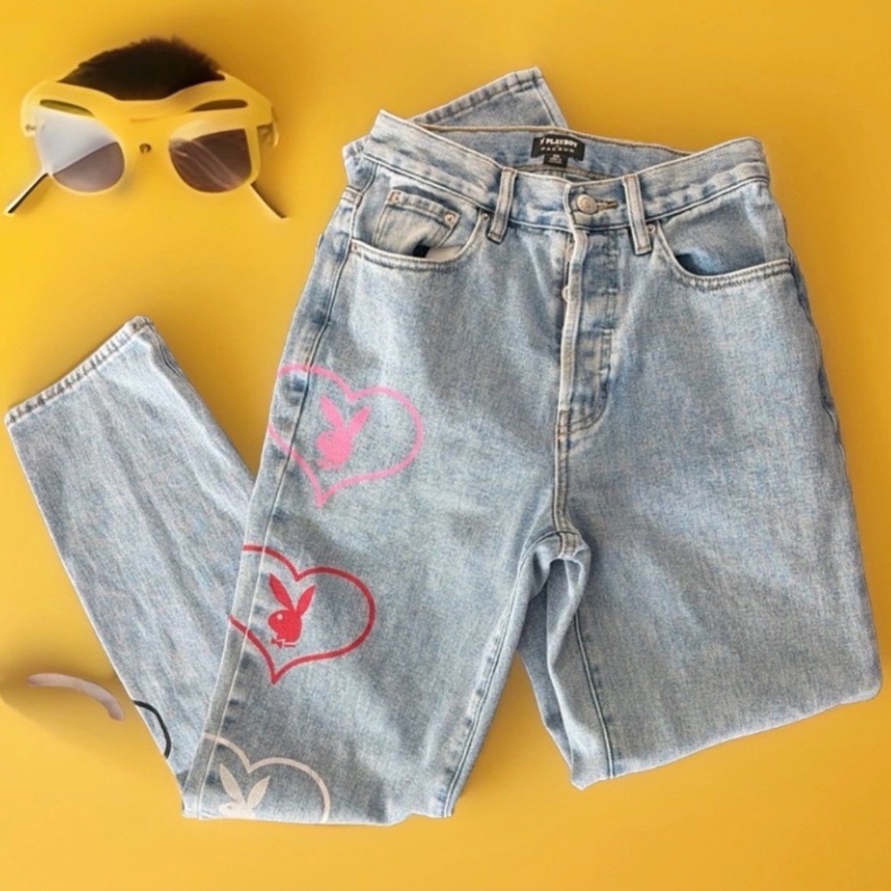 PacSun PLAYBOY Size 25, 90’s High Rise Jeans, Playboy Bunny’s Collaboration EUC